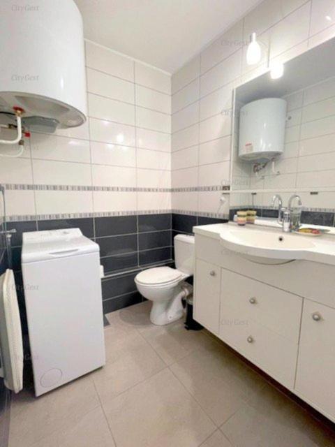 Apartment 4pa109 F2 Avec Piscine Parking Et Cours De Tennis Collioure