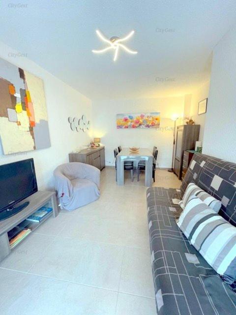 4pa109 F2 Avec Piscine Parking Et Cours De Tennis Apartamento Collioure